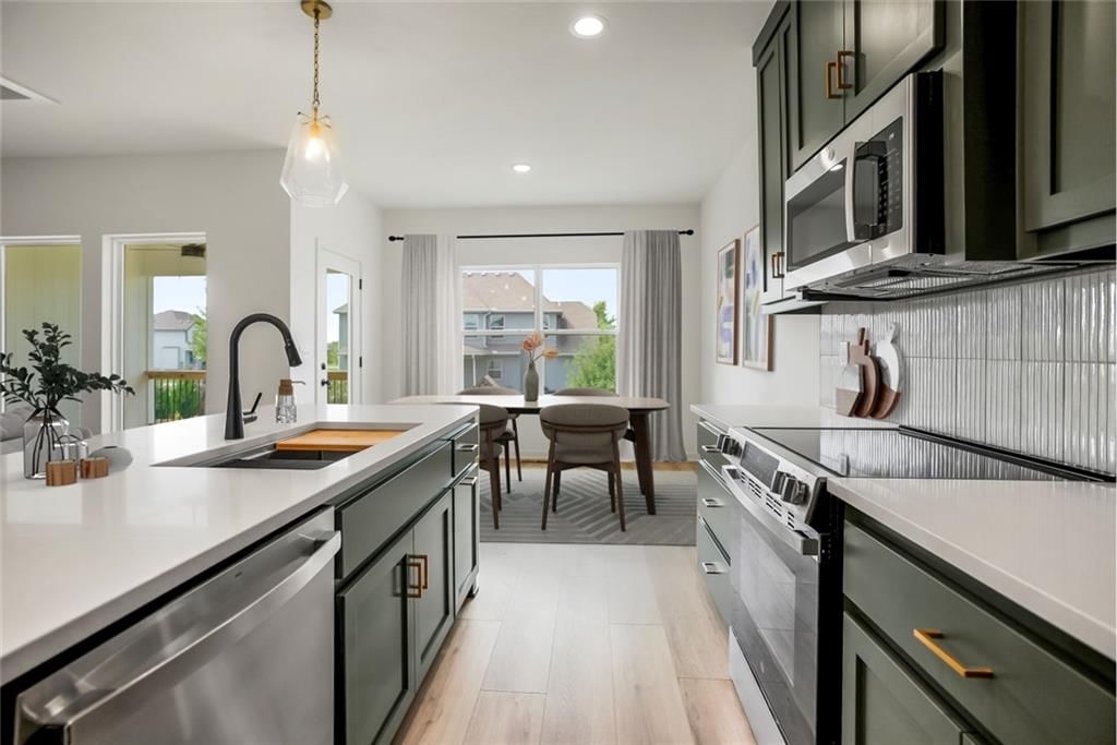 16488 S Stagecoach Street — photo 3