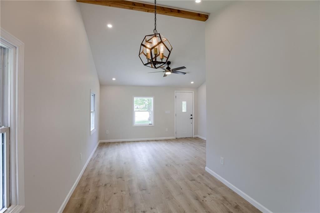 812 S Saville Street — photo 7