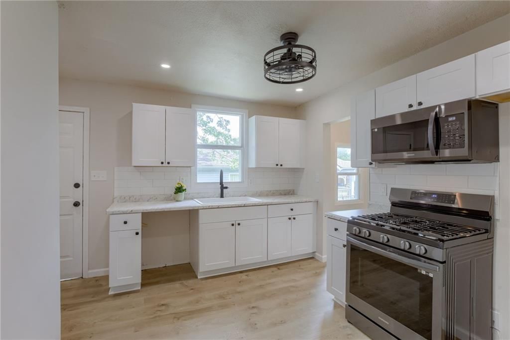 812 S Saville Street — photo 10