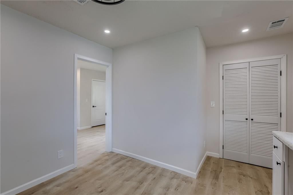 812 S Saville Street — photo 13