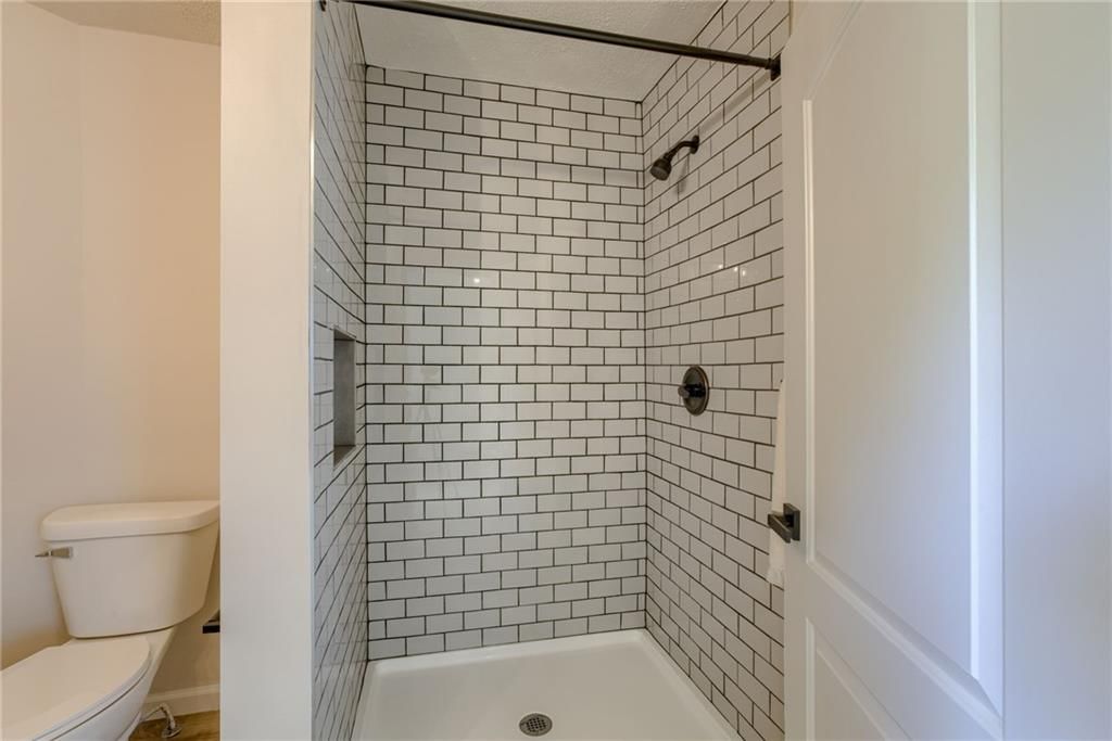 812 S Saville Street — photo 16