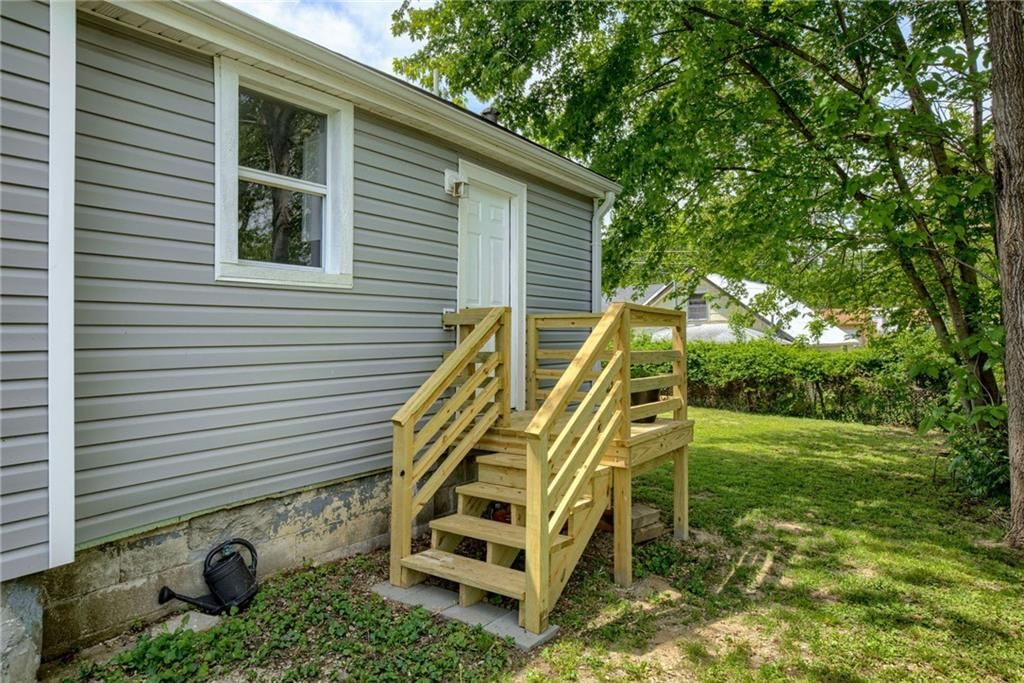 812 S Saville Street — photo 24