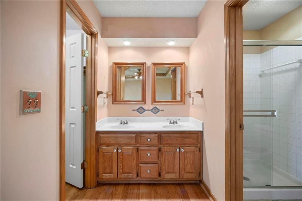 4744 Chouteau Street — photo 15