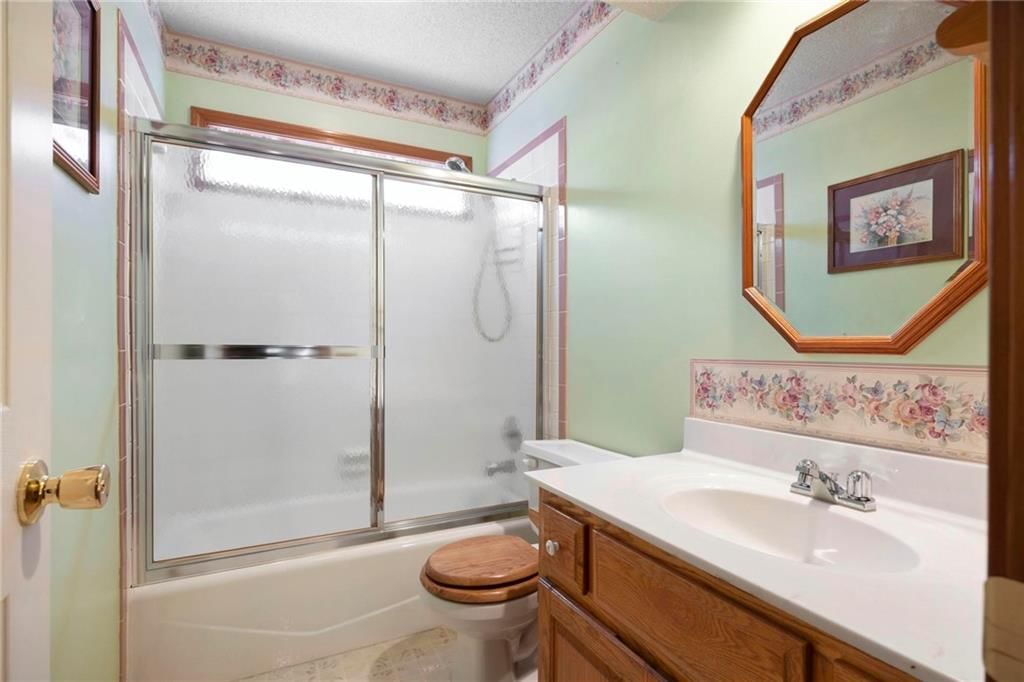 4744 Chouteau Street — photo 17