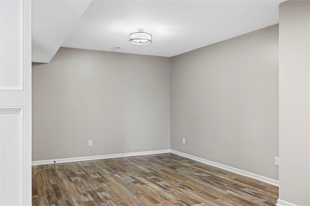 17955 Highview Road — photo 33