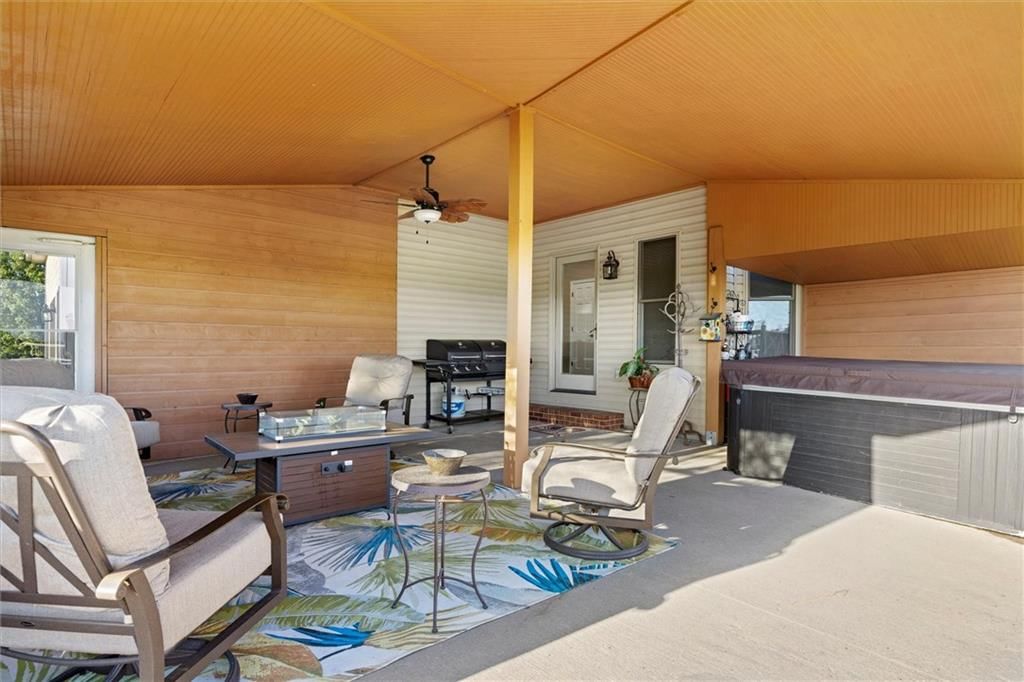 17955 Highview Road — photo 36