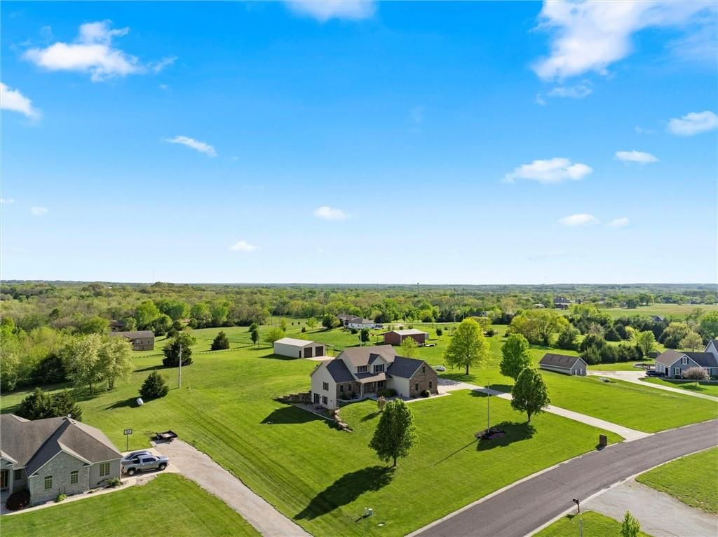 17955 Highview Road — photo 43