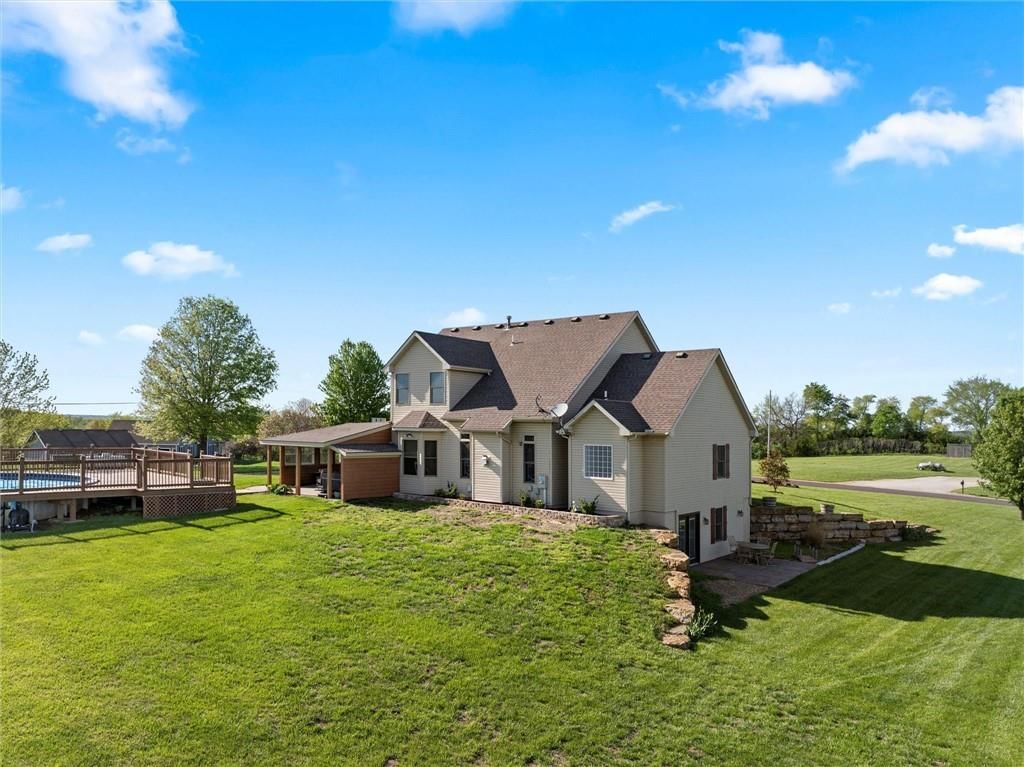 17955 Highview Road — photo 47