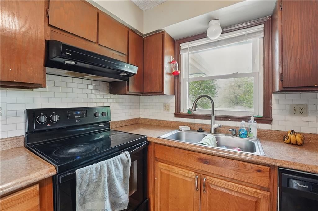 7905 NW 85th Terrace — photo 13