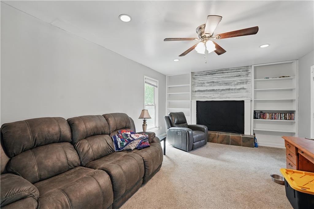 7905 NW 85th Terrace — photo 16