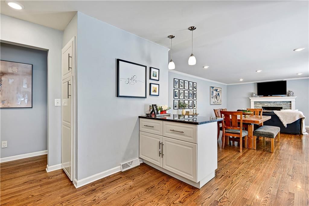 8917 W 94 Street — photo 14