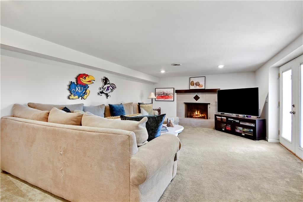 8917 W 94 Street — photo 20
