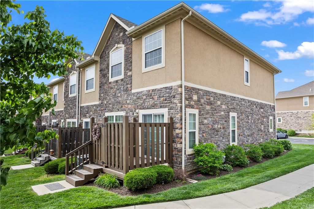 15841 Shawnee Drive — photo 33