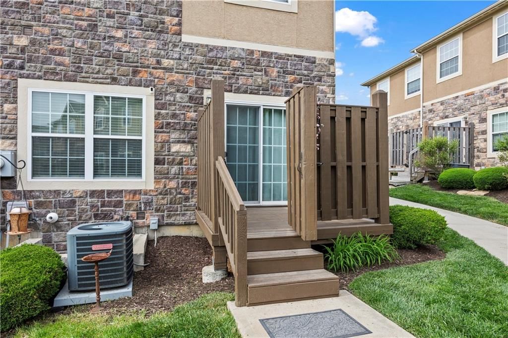 15841 Shawnee Drive — photo 34