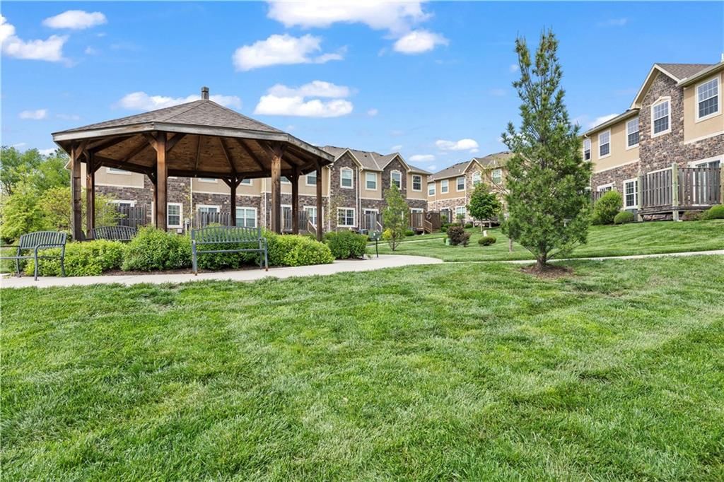 15841 Shawnee Drive — photo 36