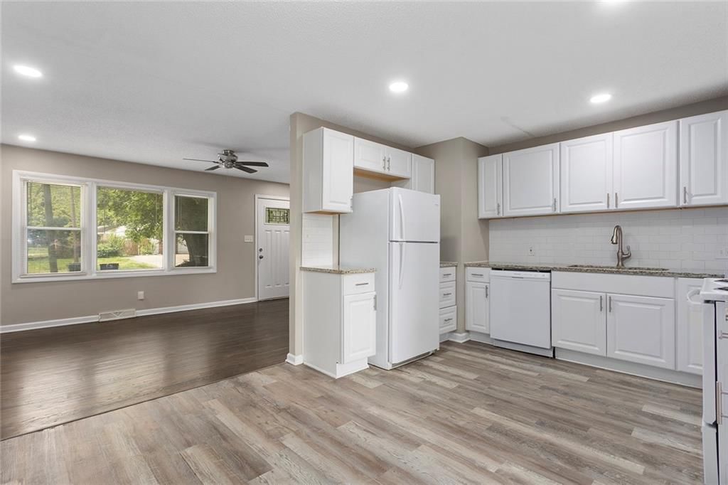 8218 Ruskin Way — photo 9