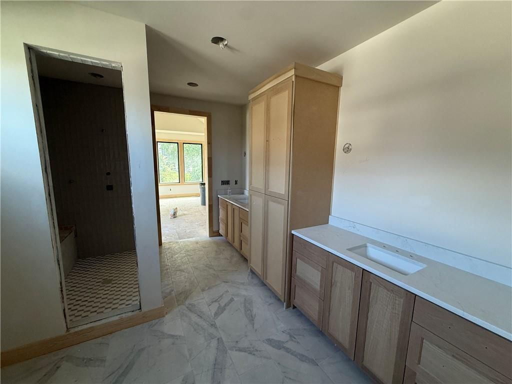 16905 Barton Street — photo 17