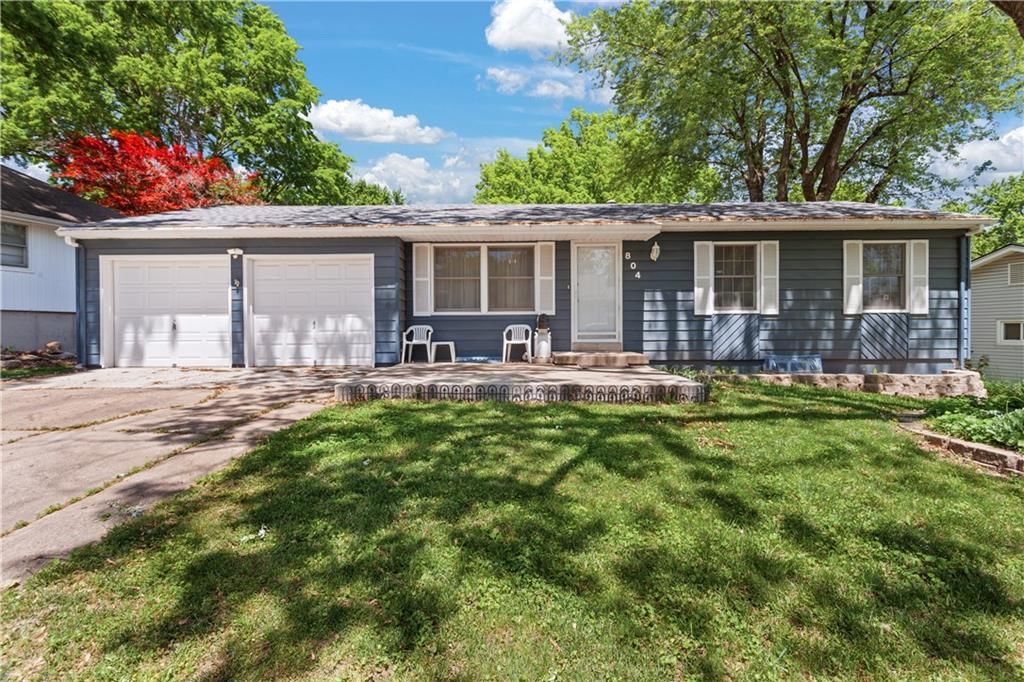 804 NW Maynard Street, Blue Springs, MO