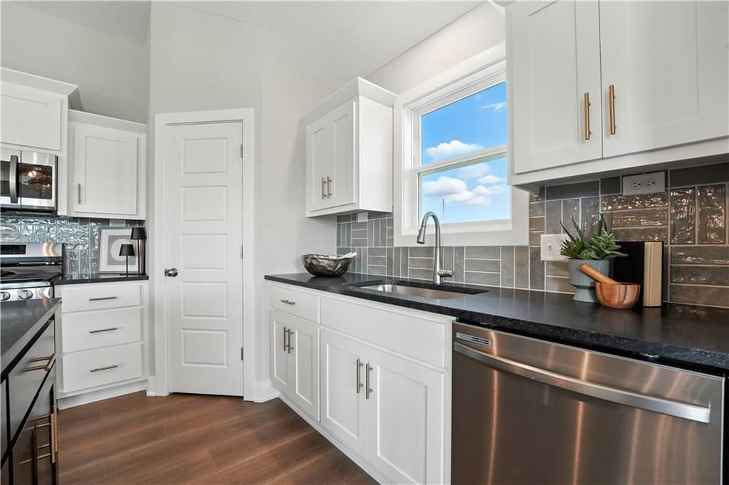 1222 NE 122nd Street — photo 16