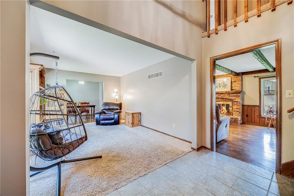1135 Columbus Street — photo 4