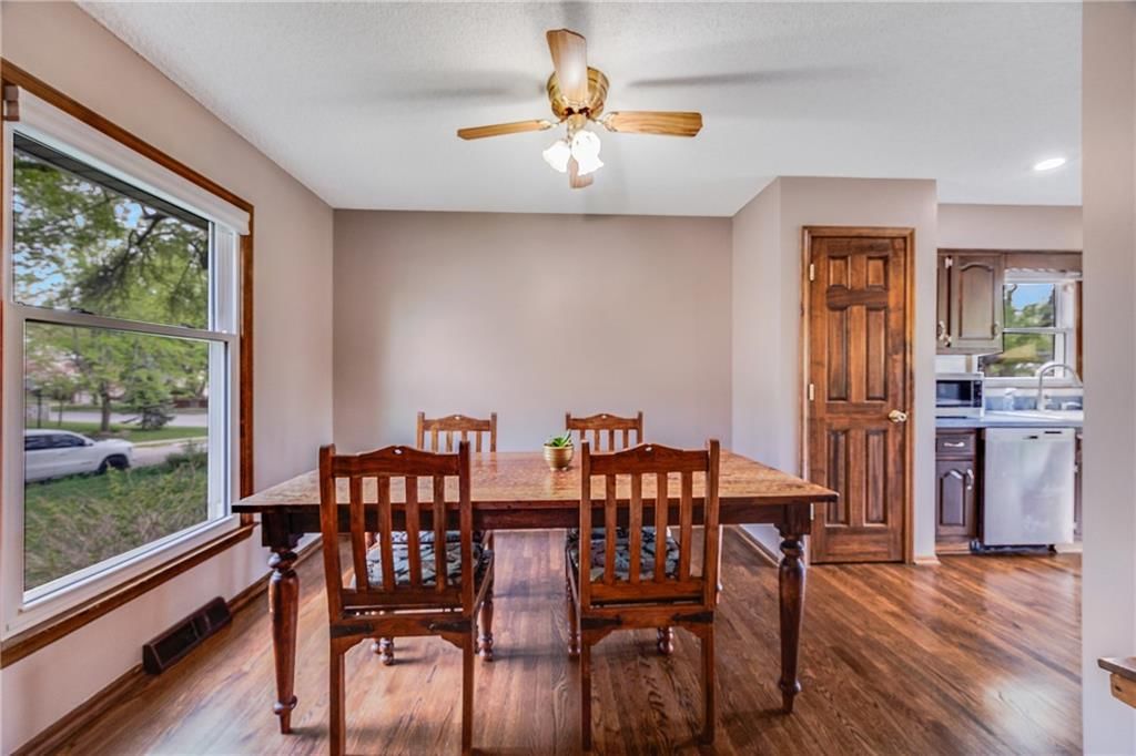 1135 Columbus Street — photo 15