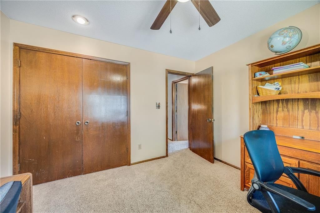 1135 Columbus Street — photo 27