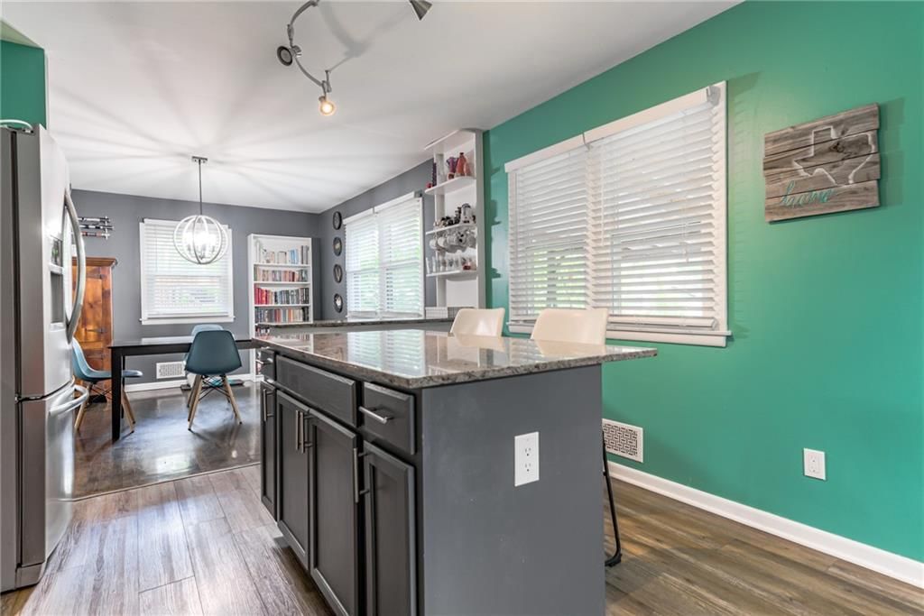 3107 S Northern Boulevard — photo 13