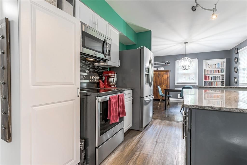 3107 S Northern Boulevard — photo 15