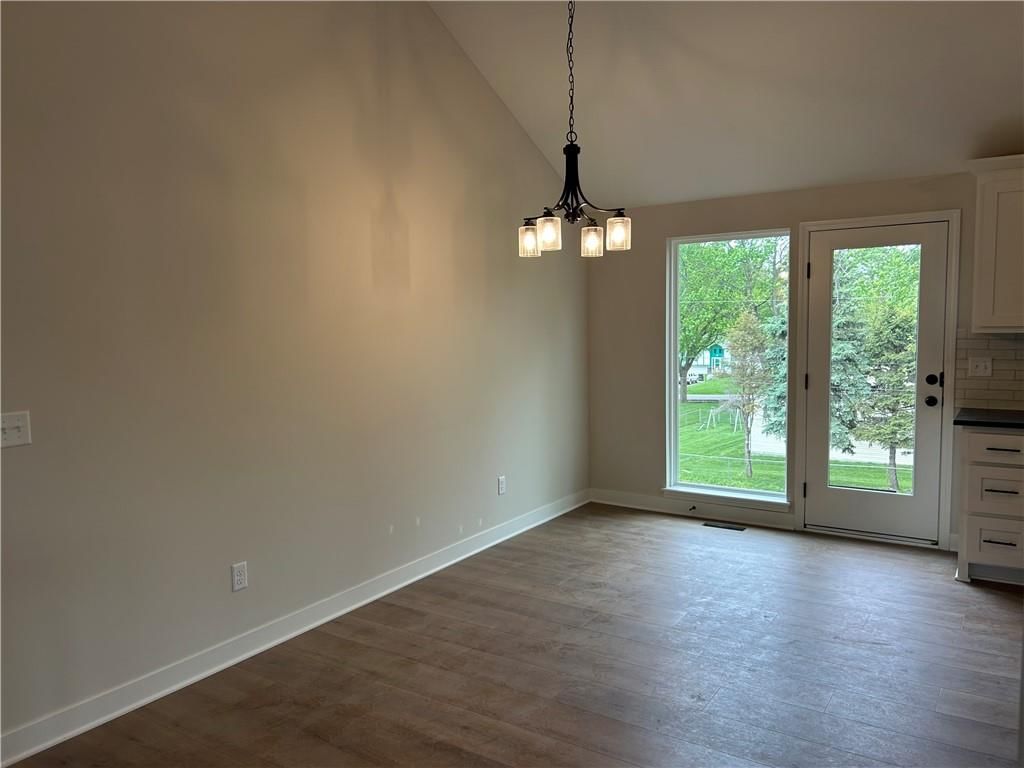 16108 Harris Avenue — photo 5