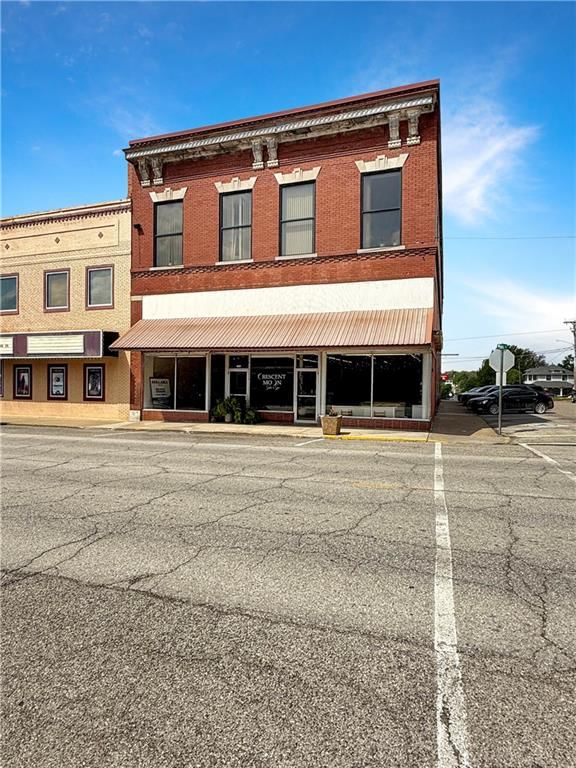 Photo 7 of 61 - 2000 S Main Street