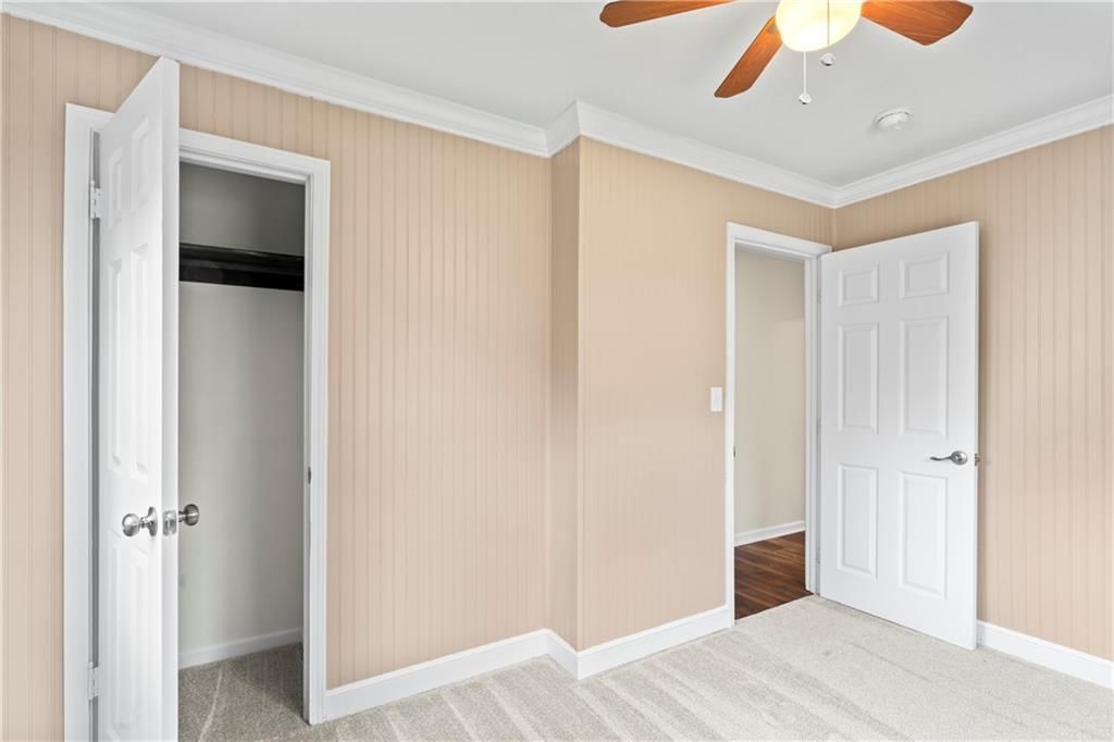 5217 Woodend Avenue — photo 6