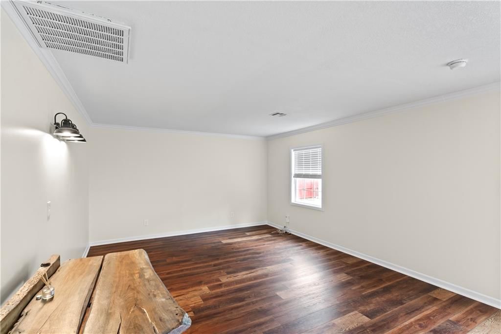 5217 Woodend Avenue — photo 22