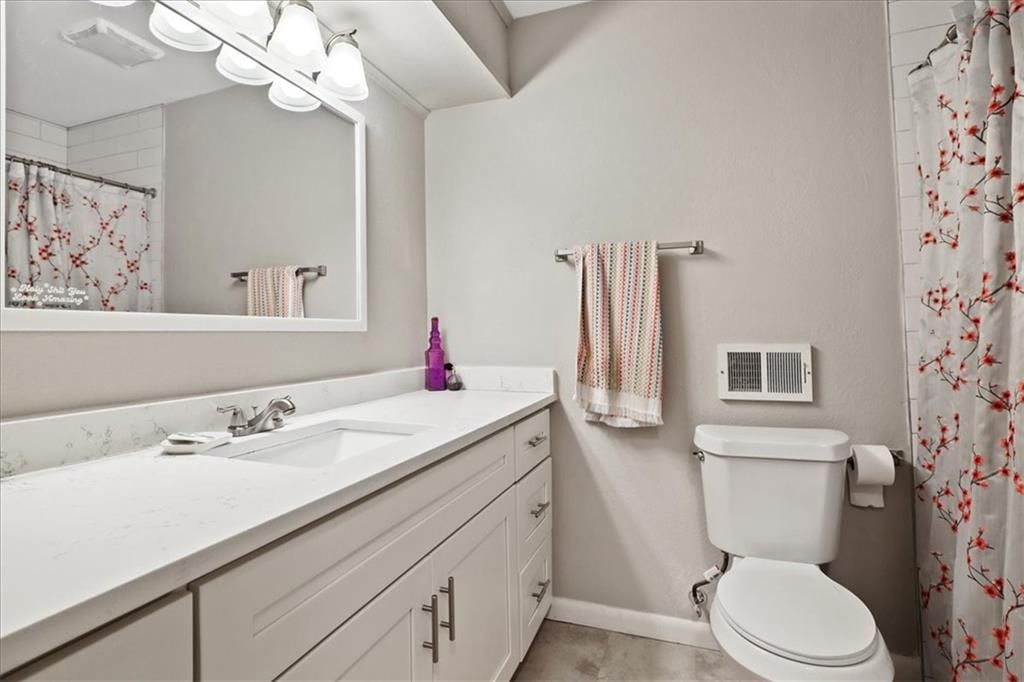10600 E Bannister Road — photo 12