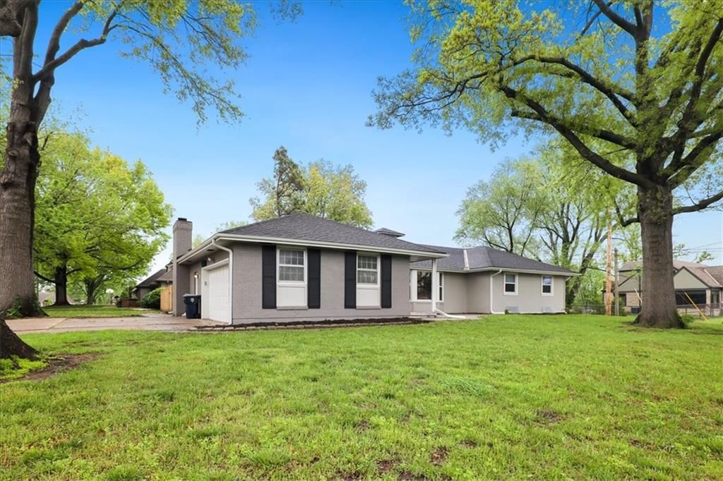 10600 E Bannister Road — photo 21