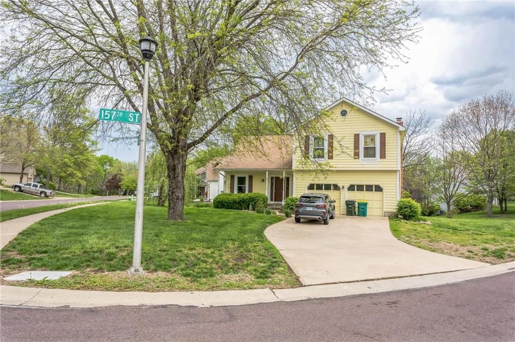 15633 Reeds Street — photo 7