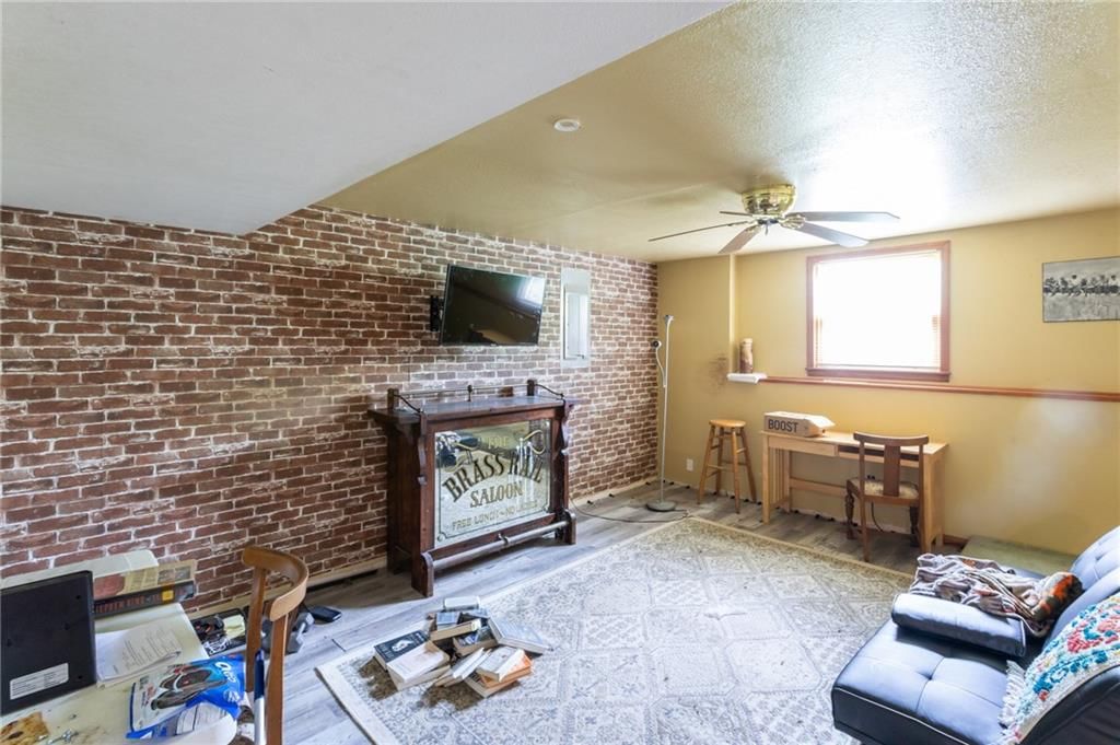 15633 Reeds Street — photo 13