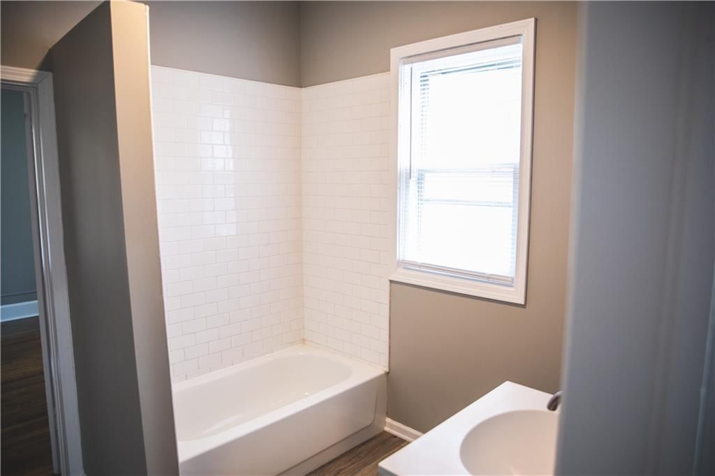2312 Lafayette Street — photo 9