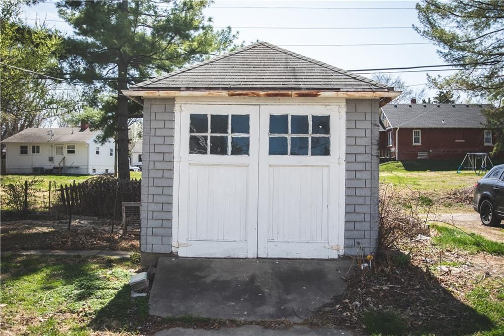2312 Lafayette Street — photo 23