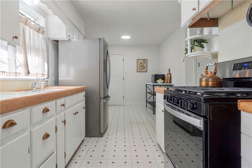 4408 Norwood Avenue — photo 9
