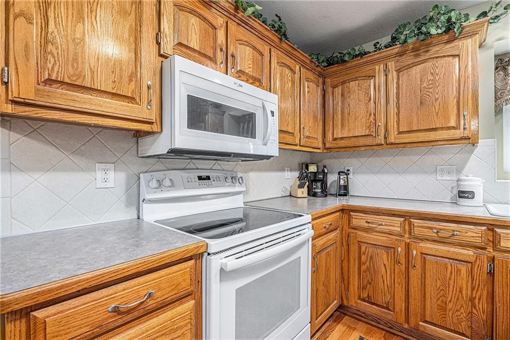 1008 Granada Drive — photo 11
