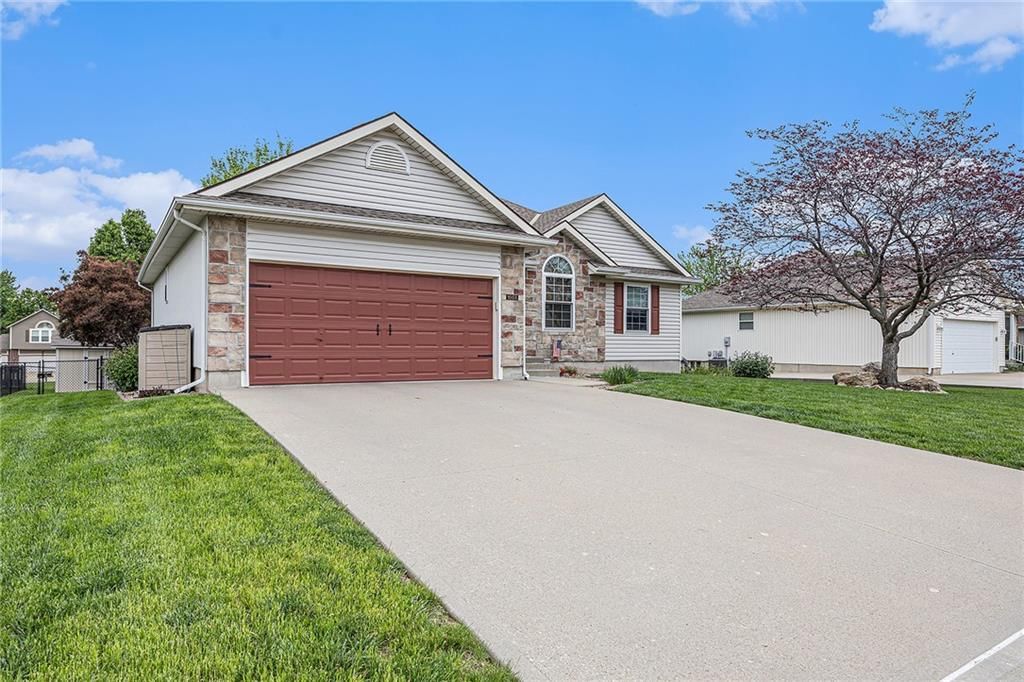 1008 Granada Drive — photo 36