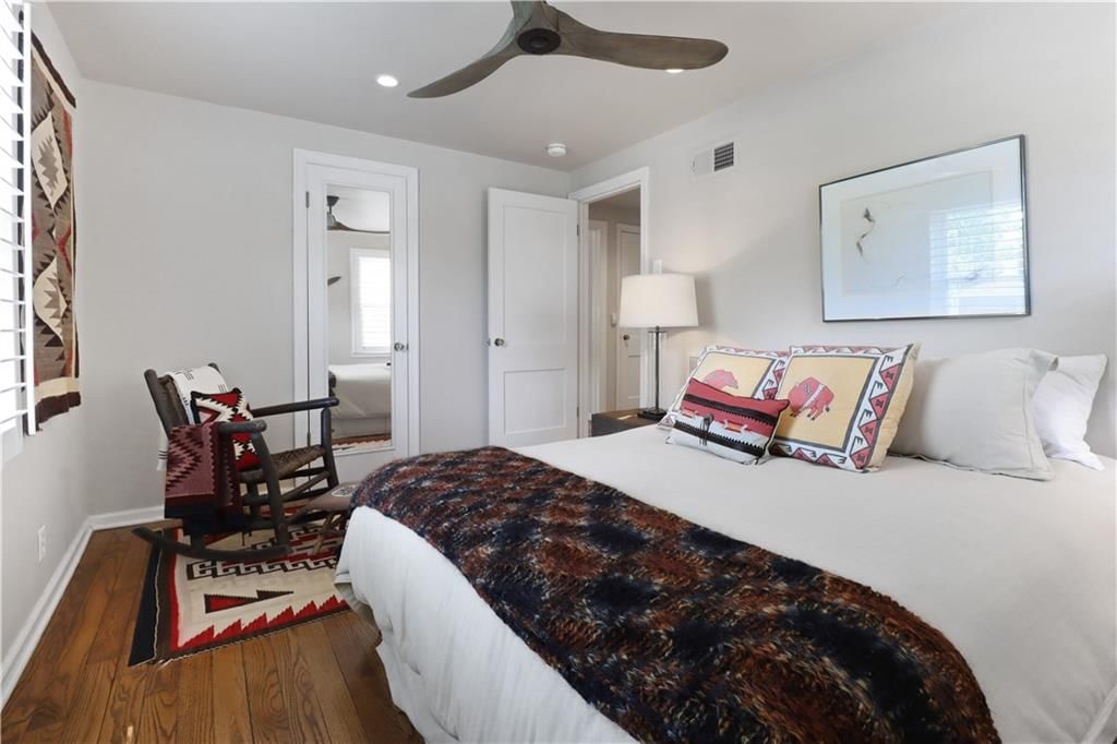 3912 W 68th Street — photo 12