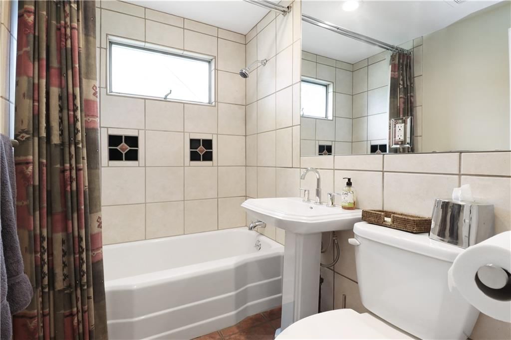 3912 W 68th Street — photo 13