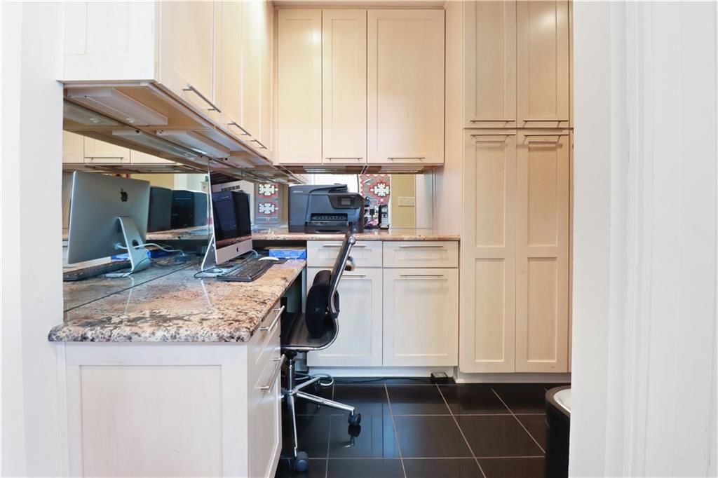 3912 W 68th Street — photo 34