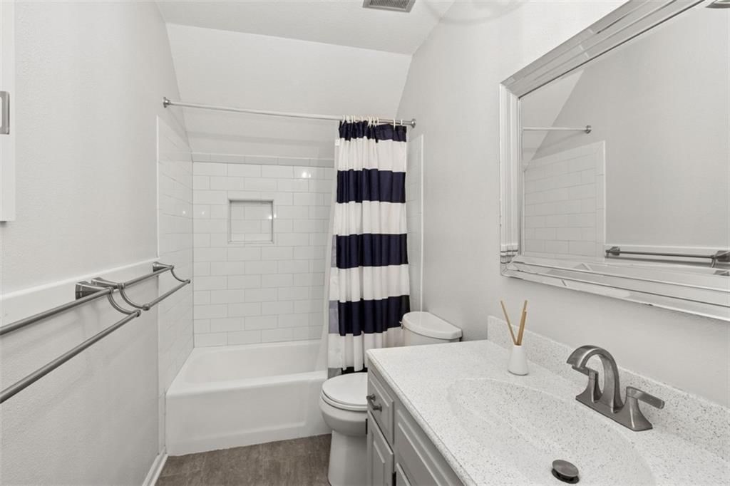 201 WOODBRIDGE Lane — photo 17