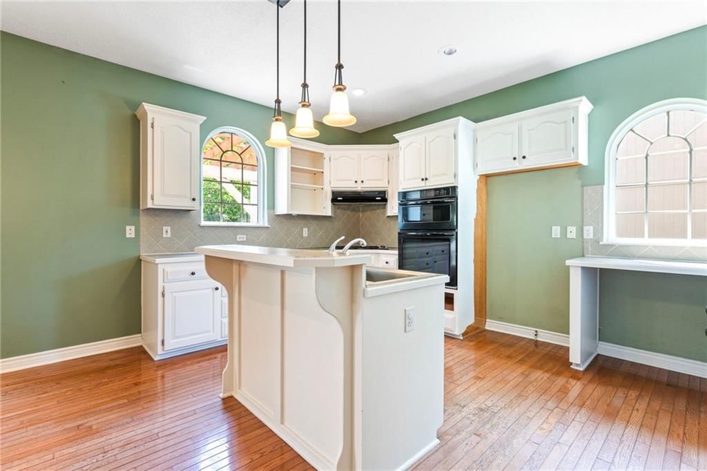 21710 W 61st Street — photo 9