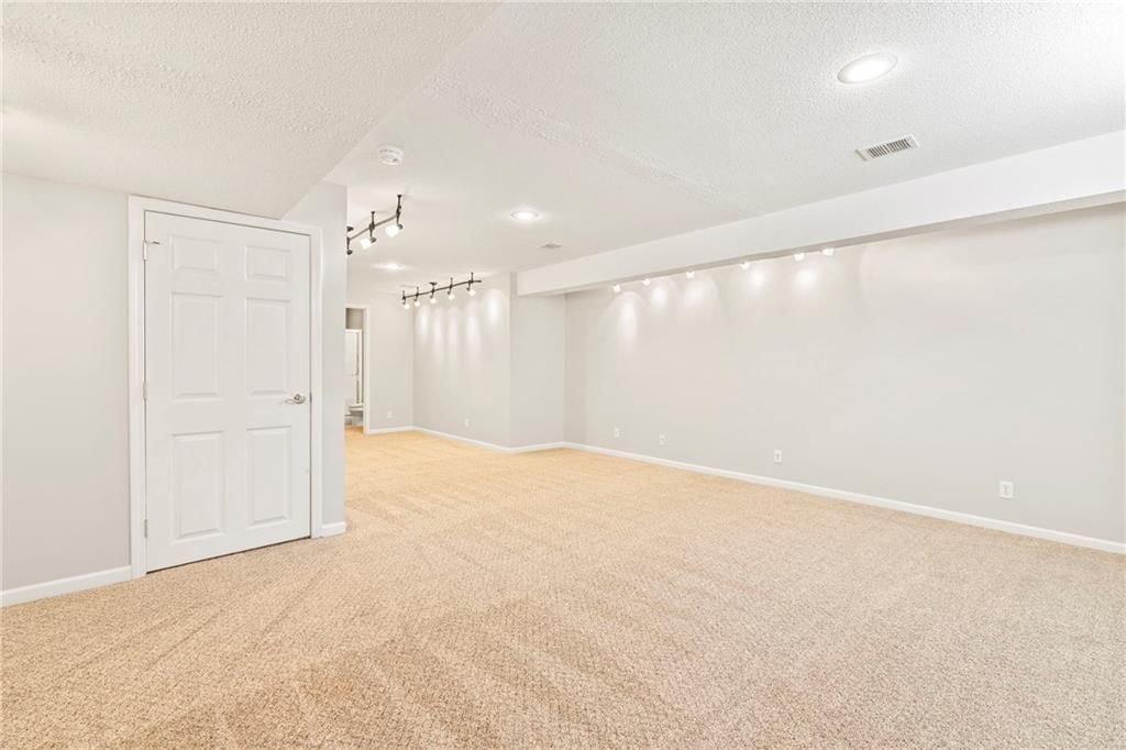 21710 W 61st Street — photo 23