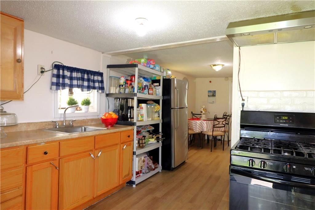 720 Oakland Avenue — photo 13