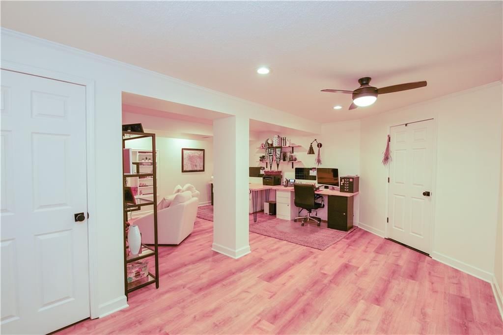 920 SW Blazing Star Drive — photo 17