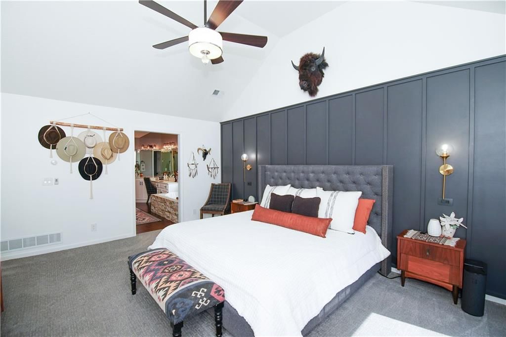 920 SW Blazing Star Drive — photo 27